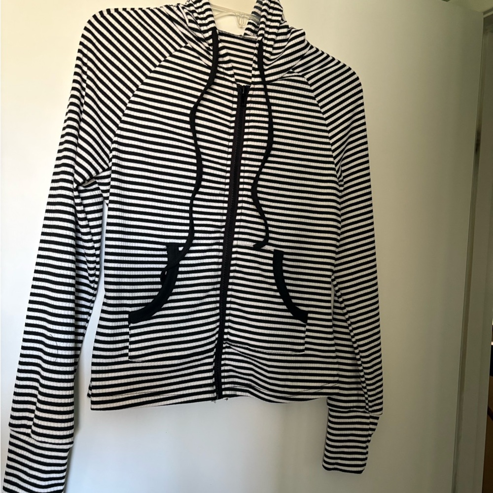NWT Women's Striped Zip Up Hoodie Drawstring Long Sleeve with Pockets SIZE M